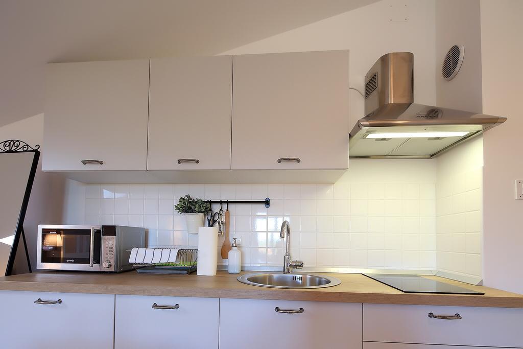 Apartments Papalinna By Moro Malinska Ngoại thất bức ảnh